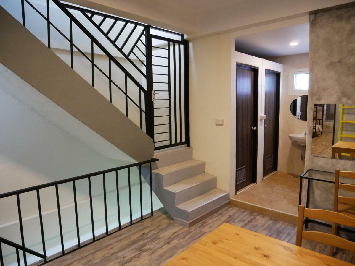 Np House Pratunam 방콕 외부 사진