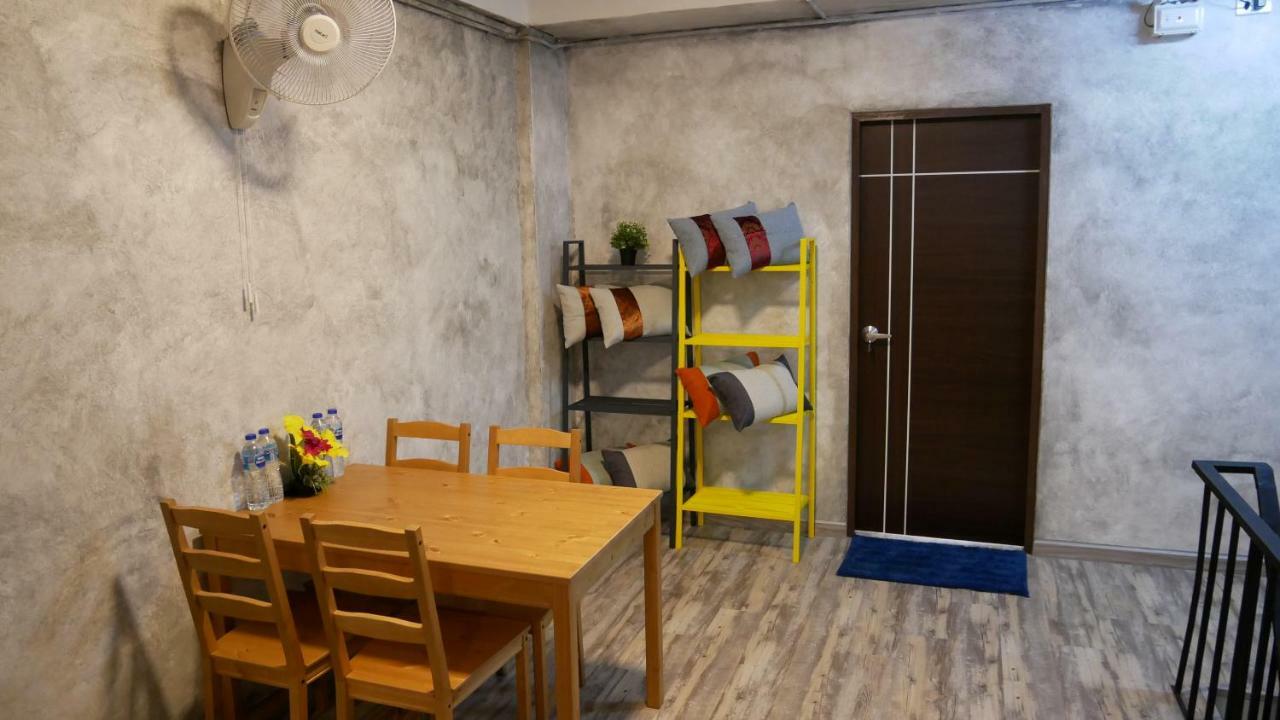 Np House Pratunam 방콕 외부 사진