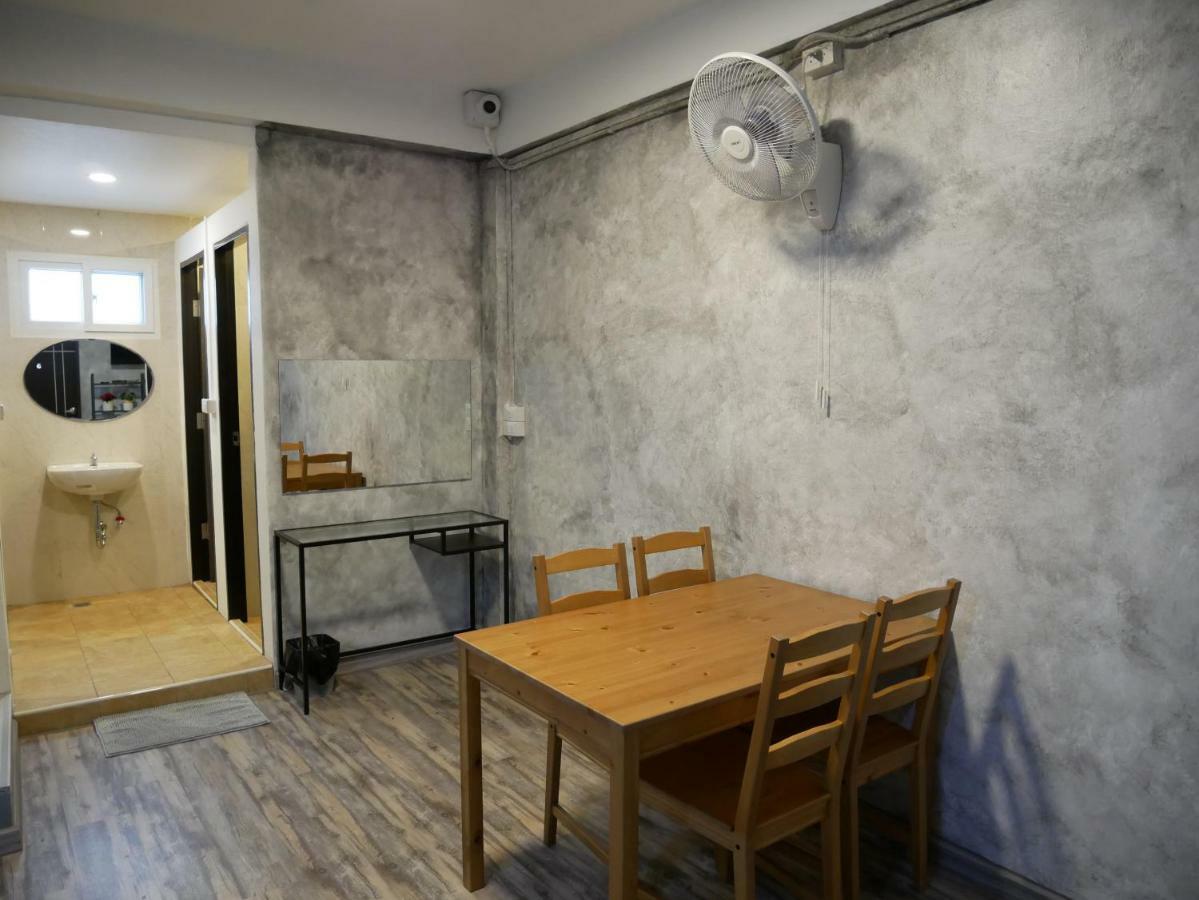 Np House Pratunam 방콕 외부 사진